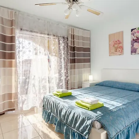 Apartmento Paraiso Royal شقة *